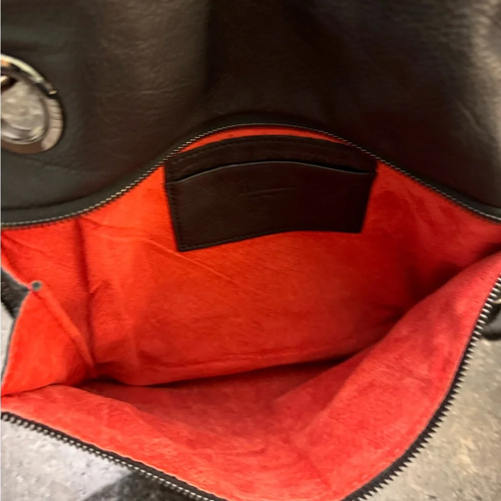 Hammitt- Montana Reversible Crossbody- Large 🖤 - Picture 10 of 11